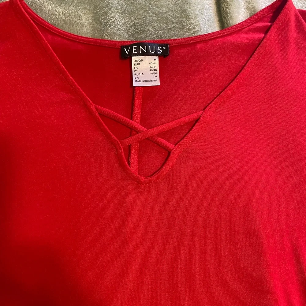 Elegant Red Maxi Dress - Picture 5 of 5